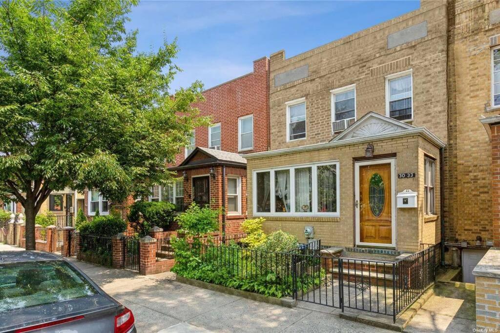 Cozy Private Apt 10 Min From Manhattan Subway! Нью-Йорк Экстерьер фото